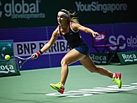 Доминика Цибулкова победила Светлану Кузнецову и вышла в  финал итогового турнира