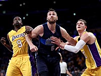 Мозгов набрал 4 очка. Каспи не играл. Фармар отчислен из