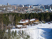 В Екатеринбурге обвалилась крыша завода: есть жертвы