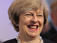 Премьер-министр Великобритании Тереза Мэй поздравила Трампа с победой