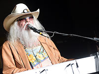 Умер американский музыкант и автор песен Леон Рассел
