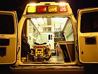 В Бака аль-Гарбии тяжело ранен молодой человек