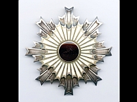 Япония наградила двух израильтян орденом Восходящего солнца