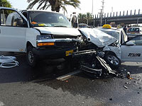 Авария возле перекрестка Холон, пострадали не менее 60 человек