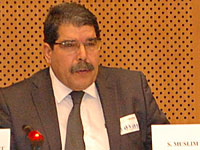 Турция выдала ордер на арест лидера сирийских курдов