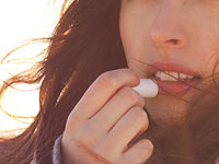 Продажи гигиенической помады выросли в десять раз