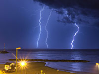 За последние сутки над Израилем было зарегистрировано 2.672 молнии