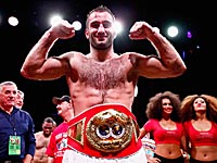 Гассиев победил Лебедева, Пулев - Питера. Трояновского нокаутировали на 40-й секунде