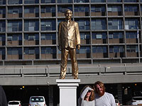 Опубликовано имя скульптора, создавшего статую Нетаниягу