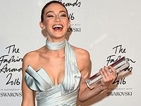 Гиги Хадид на церемонии Fashion Awards 2016