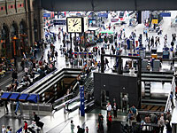 Кампания в  Цюрихе: серия постеров, на которых