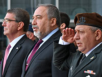 Эштон Картер, Авигдор Либерман и Гади Айзенкот в 