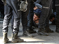 Турция выдала ордер на арест десятков 