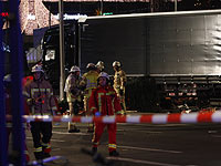 На дверце грузовика, раздавившего людей в Берлине, нашли отпечатки Аниса Амри