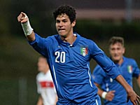 Нападающий 