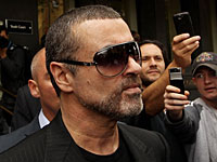 The Daily Mail опубликовала рассказы о необычайной щедрости Джорджа Майкла