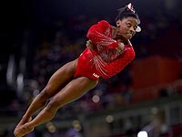 Усэйн Болт и Симона Байлз - лучшие спортсмены года по версии AIPS