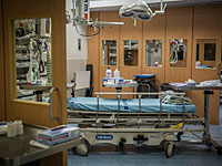 В больницах 