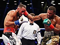 Поединок чемпиона по версии IBF британца Джеймса Дингейла и чемпиона WBC шведа Баду Джека завершился вничью