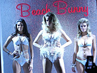 Участницы шоу Beach Bunny