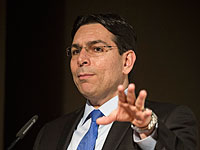 Данон на СБ ООН показал фотографии израильтян, погибших после антиизраильской резолюции