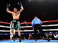 Последний бой легенды: Бернард Хопкинс завершил карьеру, вылетев с ринга