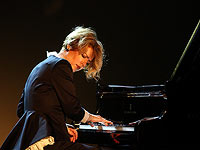 Полина Осетинская: 