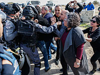 Окружной суд оставил под стражей подозреваемых в нападении на полицейских