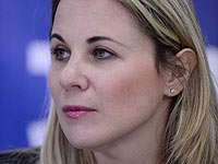 СМИ обсуждают решение комиссии по этике, запретившей депутату Светловой выступать на российском радио