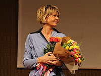 Юлия Меньшова: 