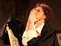 В феврале в Израиле Ксения Раппопорт и Полина Осетинская в спектакле