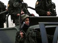 Соколы, орлята и амазонки Аббаса. Фоторепортаж из Иерихона