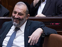 Кнессет проголосовал за передачу главе МВД полномочий регулировать работу магазинов по субботам