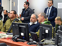 Либерман посетил дивизию Газы и встретился с главами местных советов приграничной зоны