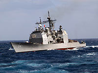 Американский ракетный крейсер сел на мель и получил повреждения около побережья Японии