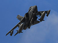 В Великобритании были подняты истребители для сопровождения самолета из Пакистана