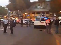 Теракт в Петах-Тикве: прохожие задержали и удерживали террориста до приезда полиции