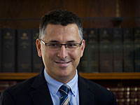 Опрос: Саар - самый популярный кандидат на пост лидера