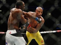 Андерсон Силва впервые с октября 2012 года одержал победу в UFC 
