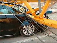 На стройке в Бат-Яме рухнул подъемный кран: есть пострадавшие