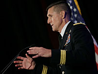 Советник президента США по безопасности ушел в отставку из-за контактов с послом РФ