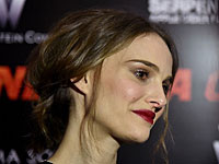 Новое амплуа Натали Портман: ивритский сленг в английском переводе  
