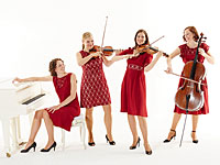 Salut Salon в Израиле. Музыкальный юмор виртуозок-хулиганок
