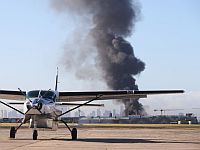 В Мельбурне самолет врезался в торговый центр, погибли пять человек