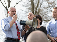 Вице-президент США прибыл на разрушенное еврейское кладбище и осудил антисемитизм