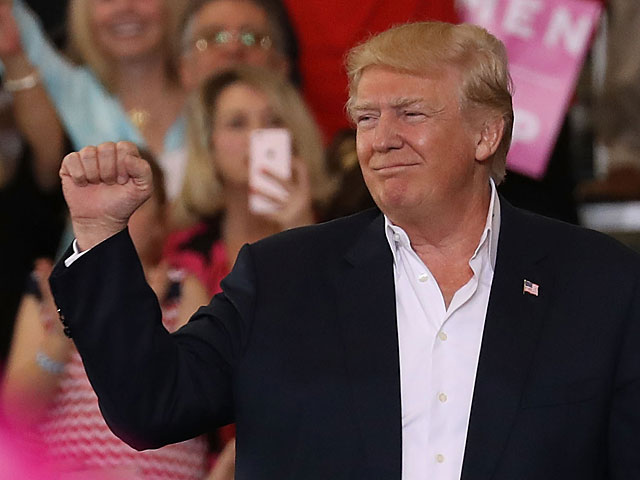 
Опрос: большинство американцев уверены, что СМИ несправедливы к Трампу 