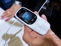 Вперед в прошлое: в Барселоне представлен ремейк Nokia 3310. Фоторепортаж