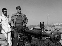 Администрация Facebook блокировала страницу ФАТХ с вооруженным Арафатом