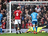 Ибрагимович не реализовал пенальти и нокаутировал соперника. МЮ в большинстве не смог обыграть