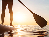 Энтузиаст из ЮАР стал первым в мире человеком, который пересек Атлантику на доске. ВИДЕО